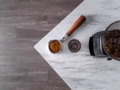 Baratza Encore ESP Coffee And Espresso Grinder - Black -Coffee Machine Shop 2022.9.8BlackEncoreESPDosingCup 1 2