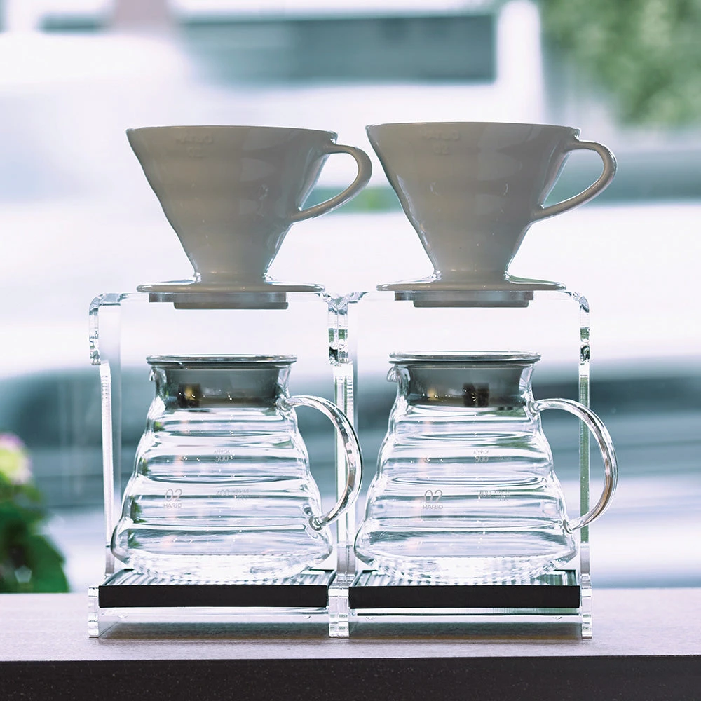 Hario V60 02 White Ceramic Coffee Dripper 2 Hario V60 02 White Ceramic Coffee Dripper - Image 2