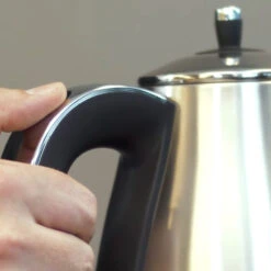 Capresso Pour-Over Kettle -Coffee Machine Shop ErgonomicGrip