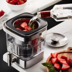 KitchenAid® Cold Brew Coffee Maker - 19 Cup -Coffee Machine Shop kitchenaidcoldbrewmakerlifestyle16