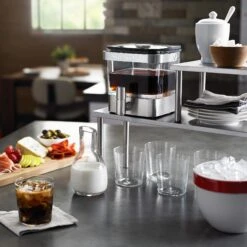 KitchenAid® Cold Brew Coffee Maker - 14 Cup -Coffee Machine Shop kitchenaidcoldbrewmakerlifestyle6 a32651b1 dc98 48be b8ec 977785ff029c