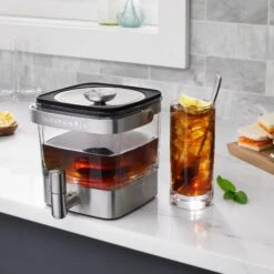 KitchenAid® Cold Brew Coffee Maker - 19 Cup -Coffee Machine Shop kitchenaidcoldbrewmakerlifestyle8